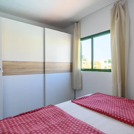 Sol Y Olas Apartment *
